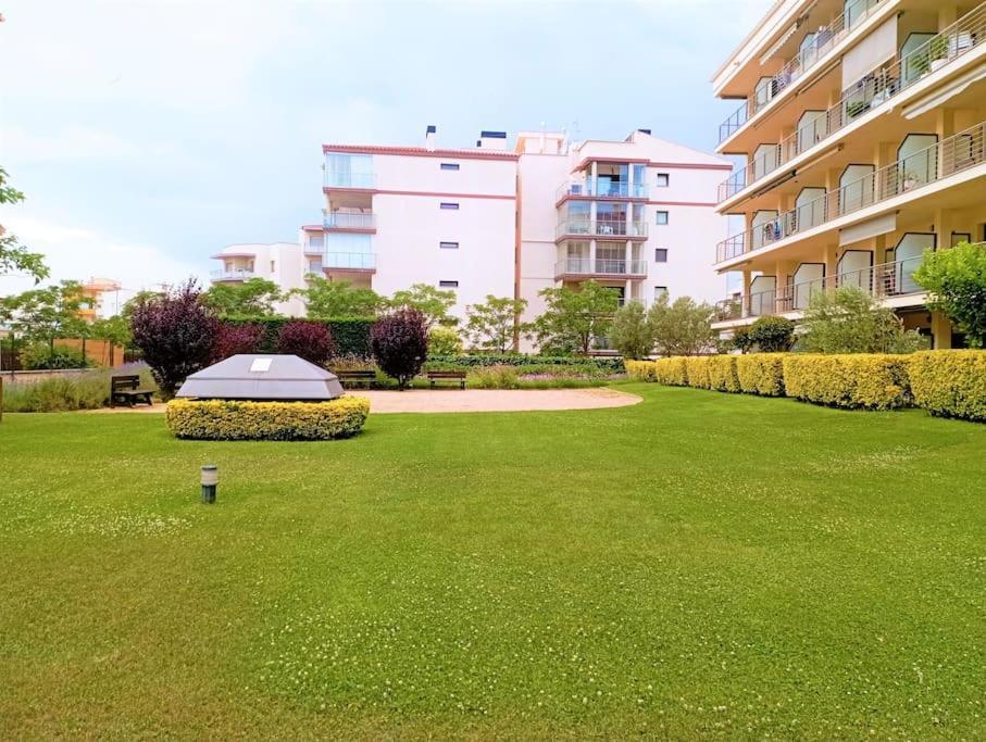 En Primera Linea De Mar Appartement Roses